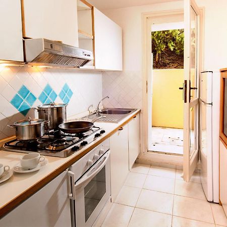 Hotel Punta Est Baja Sardinya Dış mekan fotoğraf