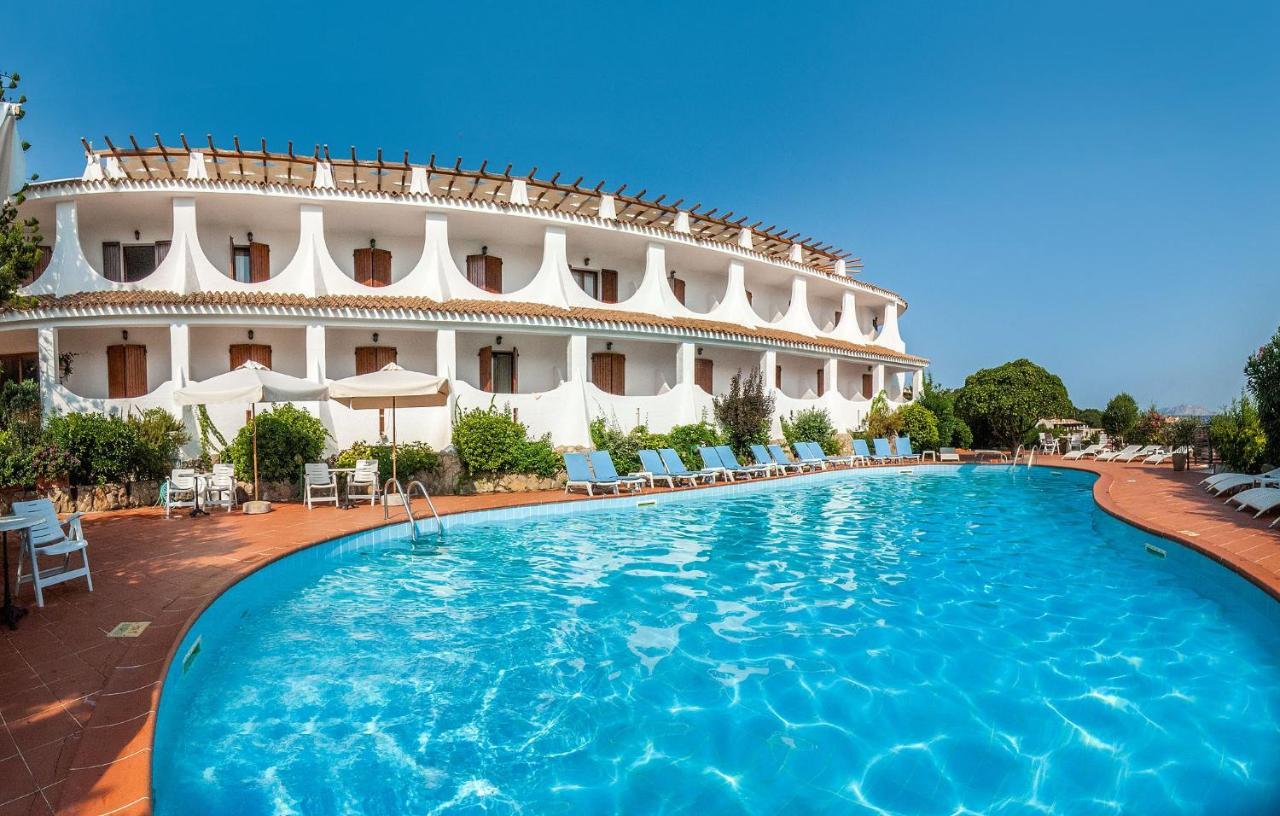 Hotel Punta Est Baja Sardinya Dış mekan fotoğraf