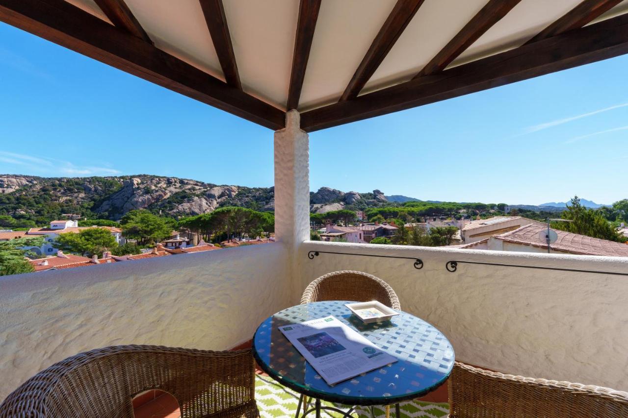 Hotel Punta Est Baja Sardinya Dış mekan fotoğraf
