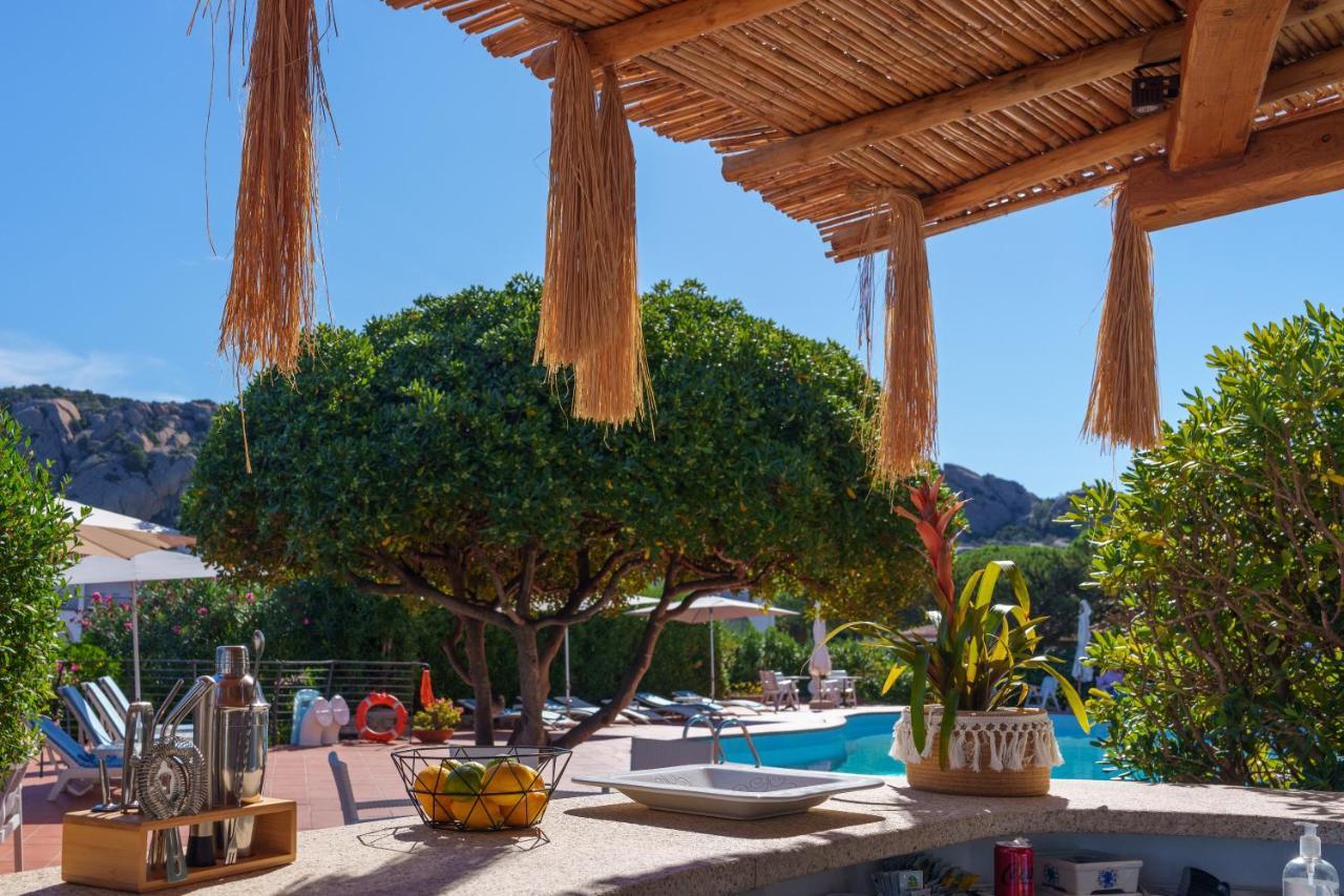 Hotel Punta Est Baja Sardinya Dış mekan fotoğraf